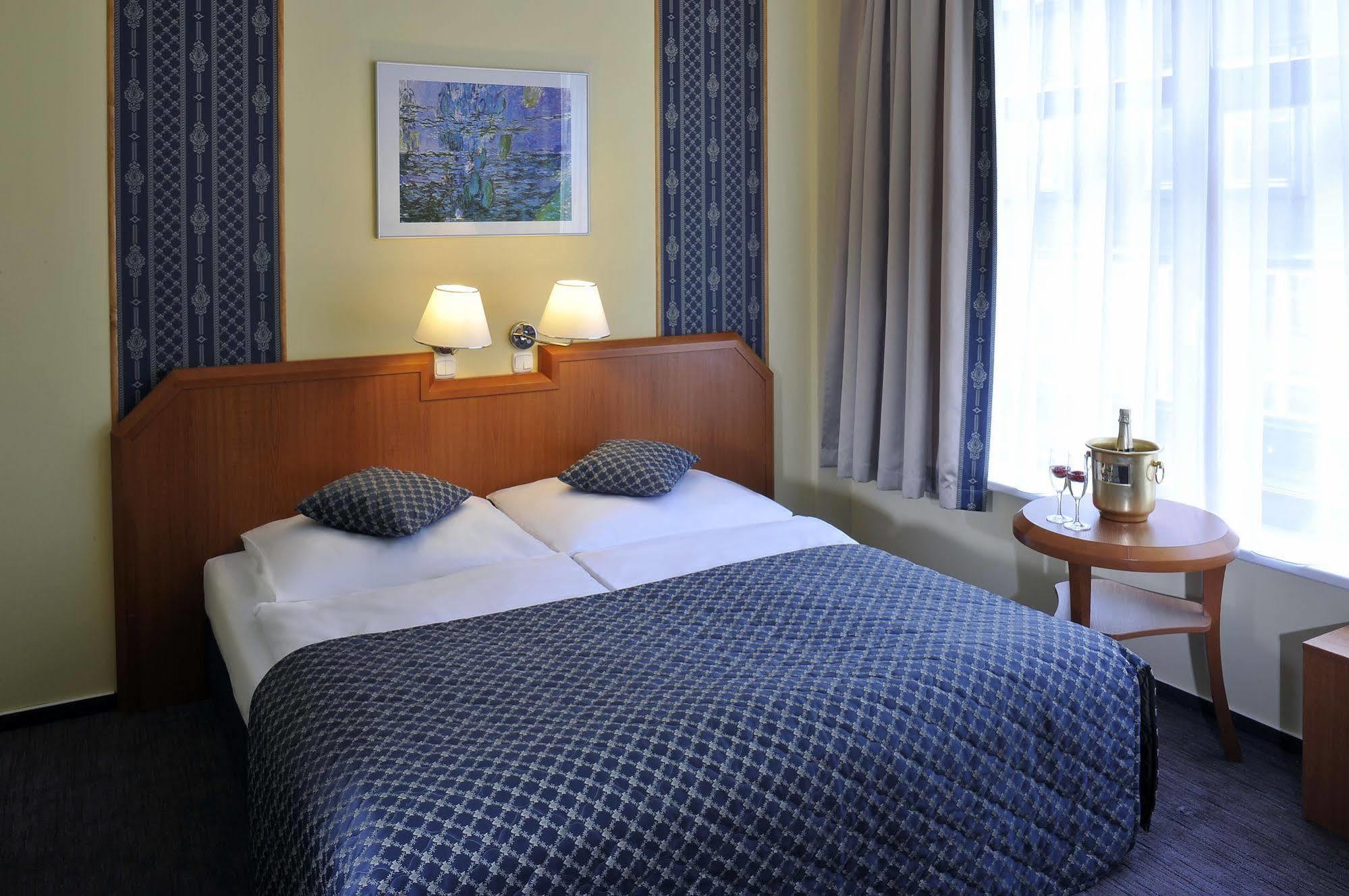 Astoria Hotel Prague Luaran gambar